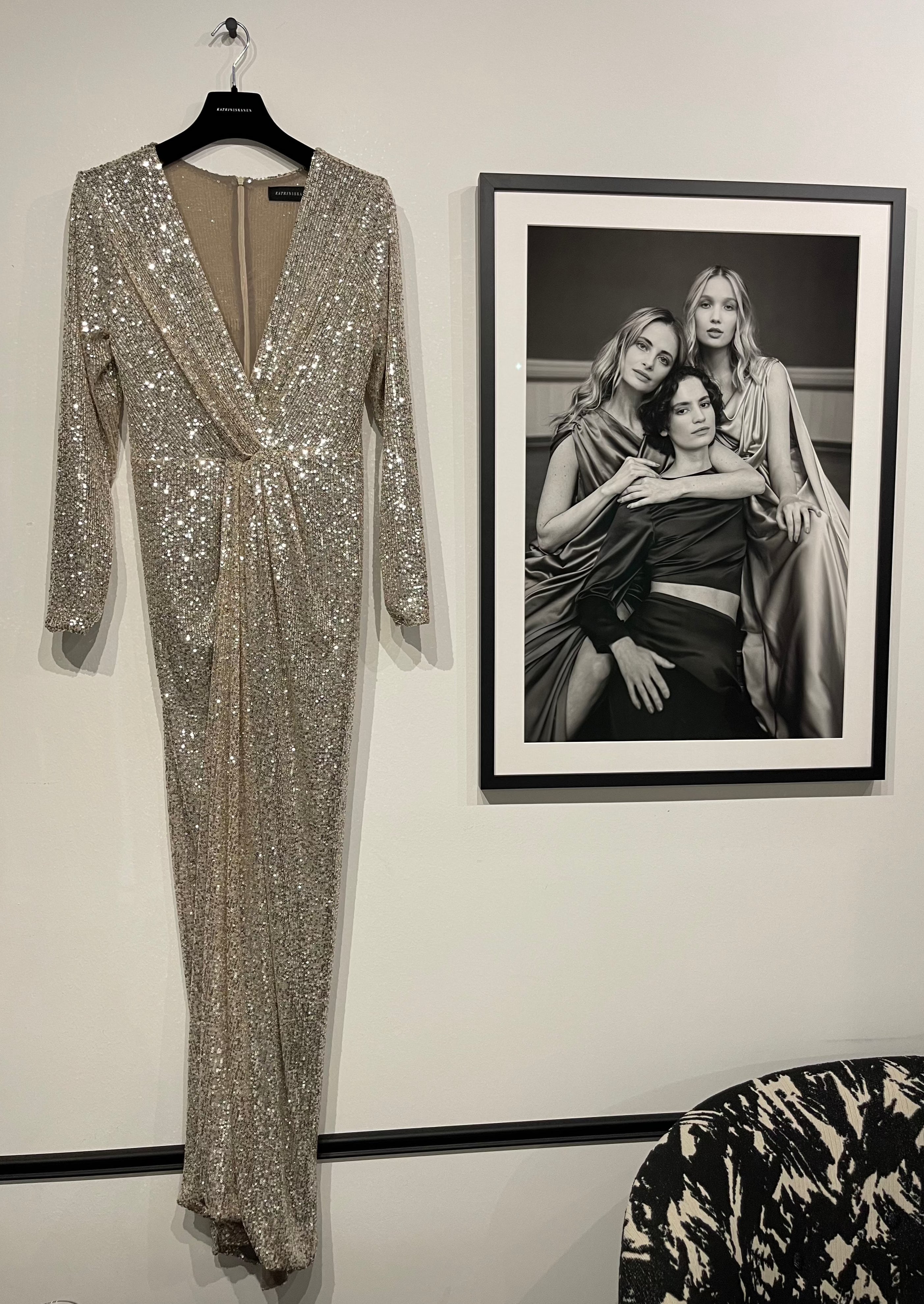 LANA PAILLETTE GOWN, Silver