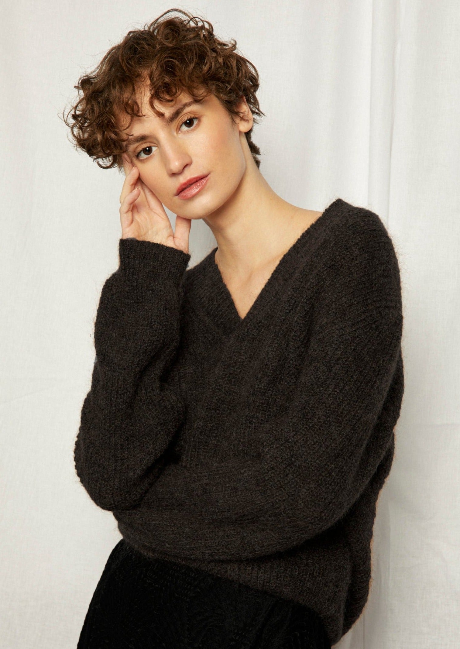 MEL SWEATER, Black