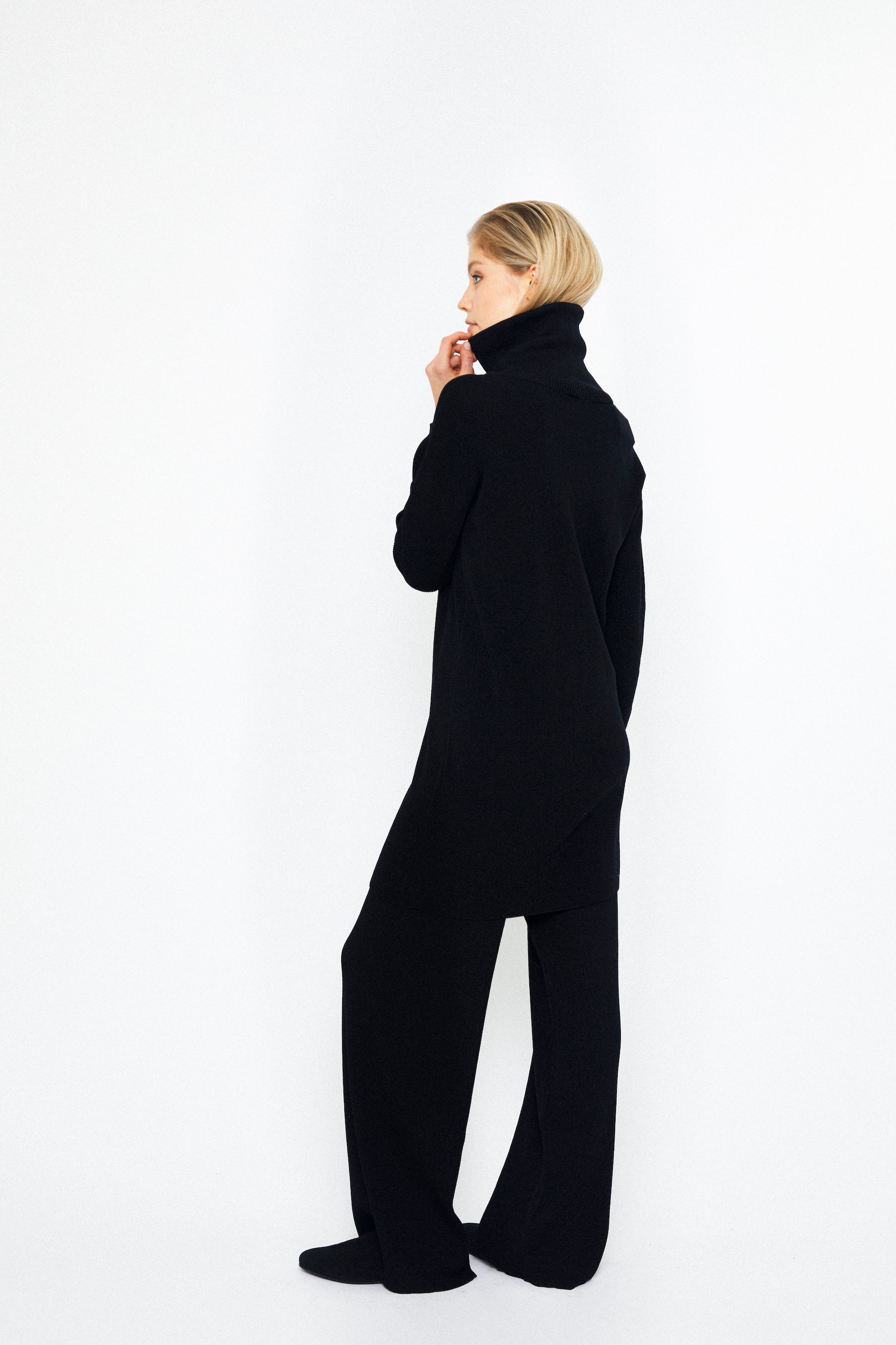 LISA LONG PANTS, BLACK