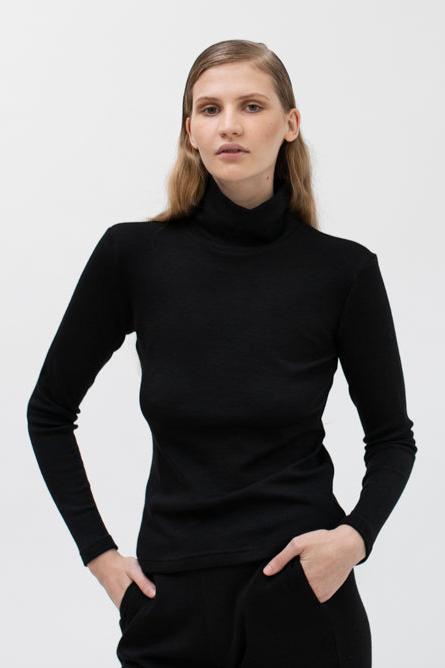 JOLIE MERINO TURTLENECK, Black