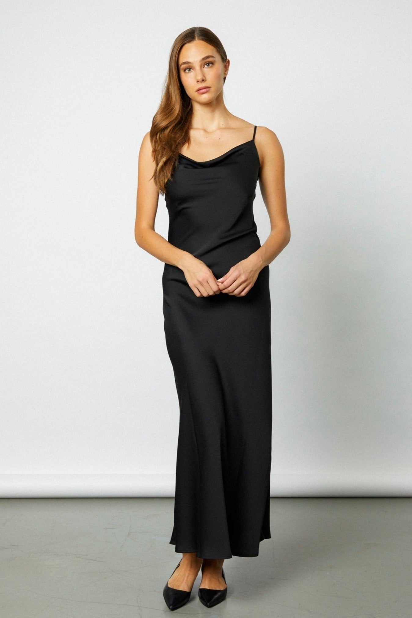 WAVE MAXI DRESS, BLACK