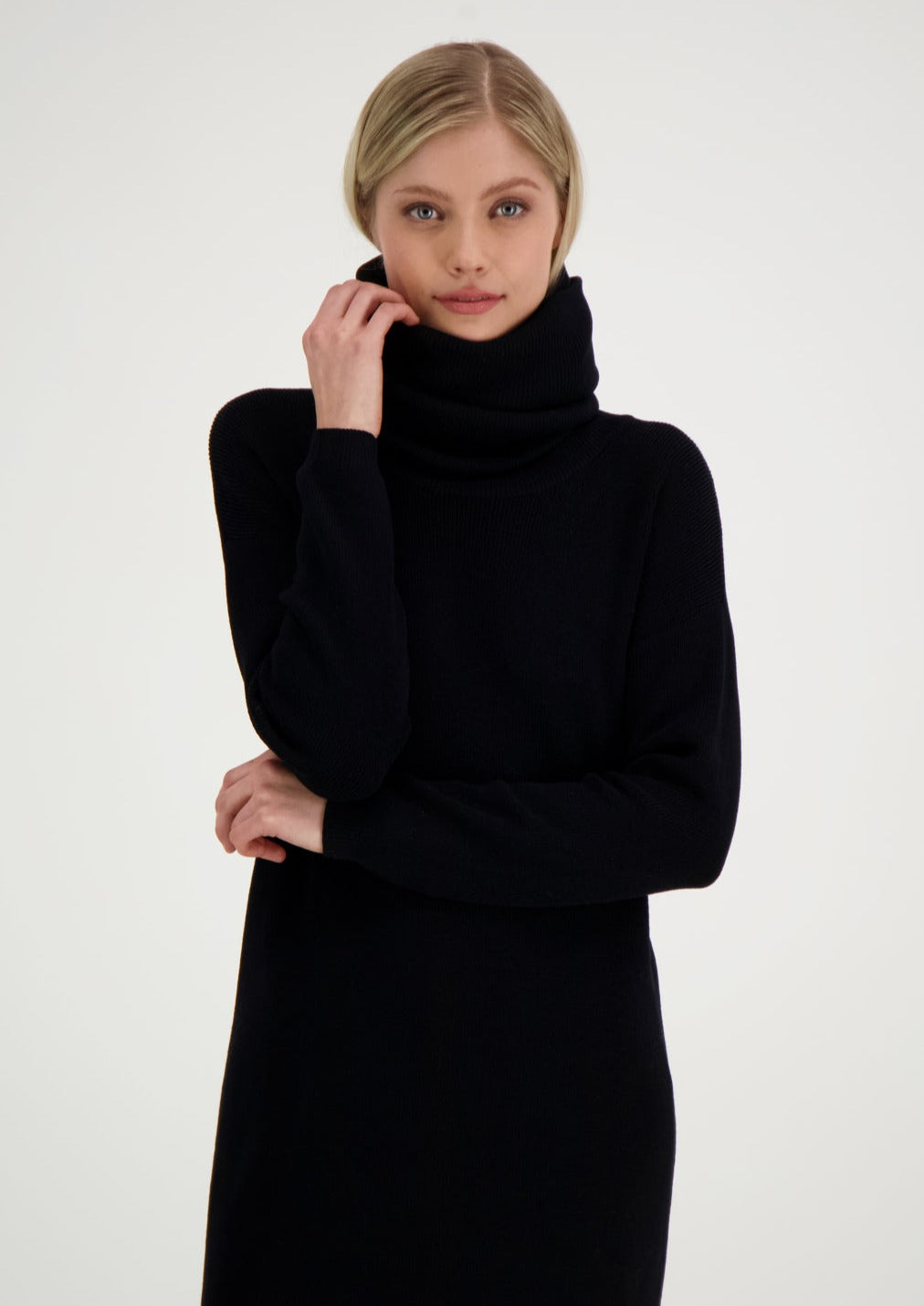 WIND HOODIE, BLACK